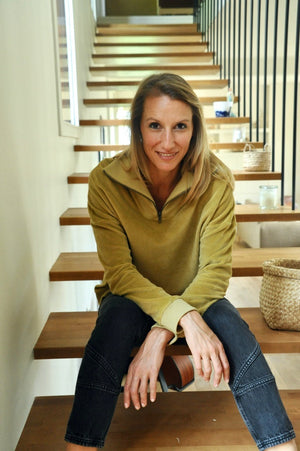 Suny pull camionneur col zippé montant femme velours lisse biologique GOTS bronze terre