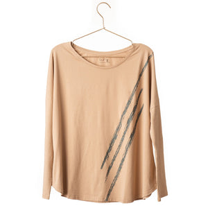 T shirt femme col rond evase manche longue coton bio souple forme oversize beige print graphique suny