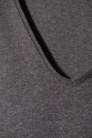 Tee shirt femme manche courte forme oversize coton upcyclé col V gris anthracite chiné