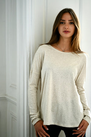 Tee shirt pour femme en coton upcyclé eco responsable à manche longue, oversize, col rond Extra suny ecru chiné