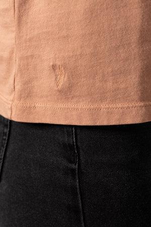 Tee shirt femme manche raglante courte, en coton bio GOTS éco responsable col V rose des sables, rose doux, rose corail, rose brun, rose orange, vieux rose, rose ancien, rose beige, rose caramel