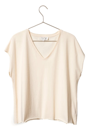 Tee shirt femme manche courte rock court et ample en coton bio GOTS éco responsable sans couture oversize col v beurre frais écru blanc cassé