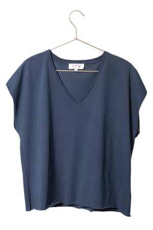 Tee shirt femme manche courte rock court et ample en coton bio GOTS éco responsable sans couture oversize col v bleu foncé bleu marine