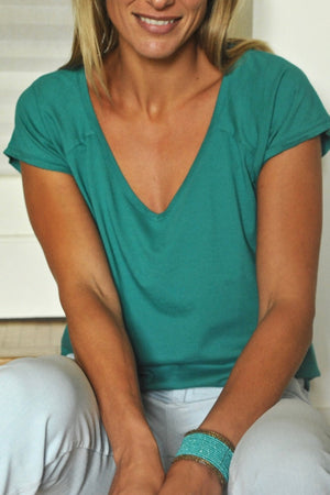 Tee shirt femme manche raglante courte, en coton bio GOTS éco responsable col V vert émeraude, vert intense, vert lumineux, vert canard, vert bleu, vert vif, vert profond