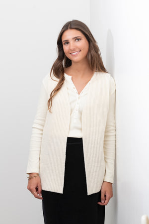 Gilet sans manche en laine upcyclée écru caresse - modèle HEIDI Suny
