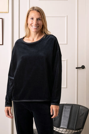 Pull ELSA noir noir en velours bio GOTS femme coupe oversize