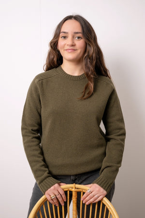 Pull JANE kaki vert femme en laine italienne upcyclée coupe droite ajustée Suny
