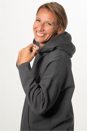 Sweat capuche femme coton bio certifié GOTS hoodie en molleton bio oversize vareuse anthracite, gris, gris foncé, gris graphite, charbon