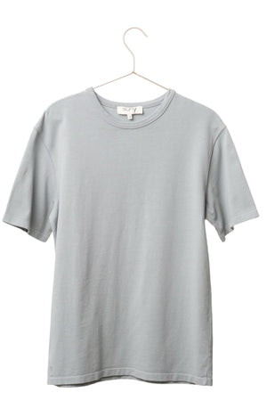 Tee-shirt basique homme manche courte coupe droite, col rond avec double surpiqûre à l’encolure, coton lourd biologique certifié GOTS molleton gris clair bleu