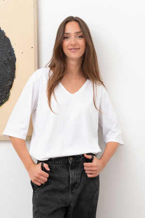 tee shirt basique femme en coton bio col V manche au coude blanc