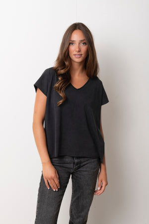 Tee shirt femme manche courte rock court et ample en coton bio GOTS éco responsable sans couture oversize col rond noir, charbon