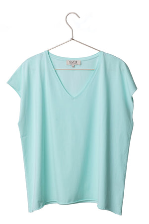 Tee-shirt ROCKY V Suny Menthe à l’eau en coton bio certifié GOTS, col V, coupe loose, bords francs roulottés, jersey 160 g/m².