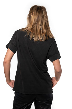 Tee shirt femme manche courte au coude ample et oversize, fente en bas de corps en coton bio GOTS, col arrondi et évasé noir vieilli, noir délavé, noir fade out, noir gris