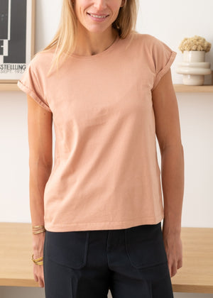 Tee shirt femme à manche courte retournée coupe droite en coton bio certifié GOTS col rond rose des sables, rose doux, rose corail, rose brun, rose orange, vieux rose, rose ancien, rose beige, rose caramel