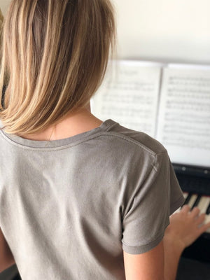 T shirt unisexe col rond manche courte coton bio souple forme droite gris kaki uni suny