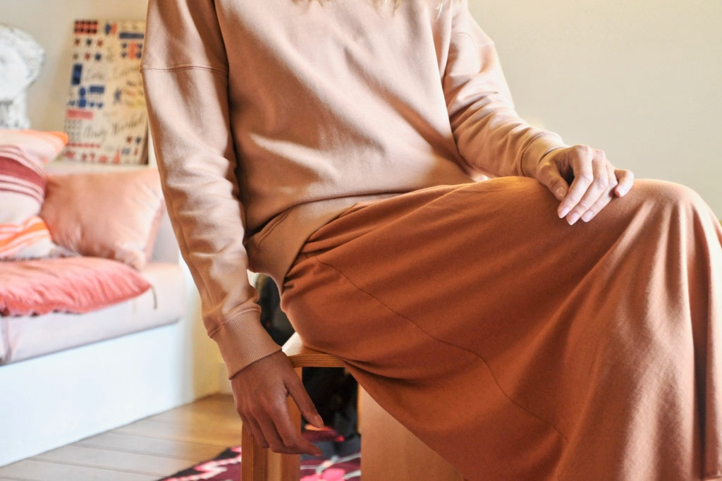 jupe en coton bio de couleur caramel
