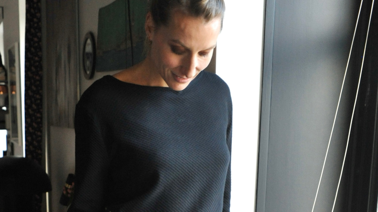 Pull noir et sweat pour femme en coton bio Suny suny