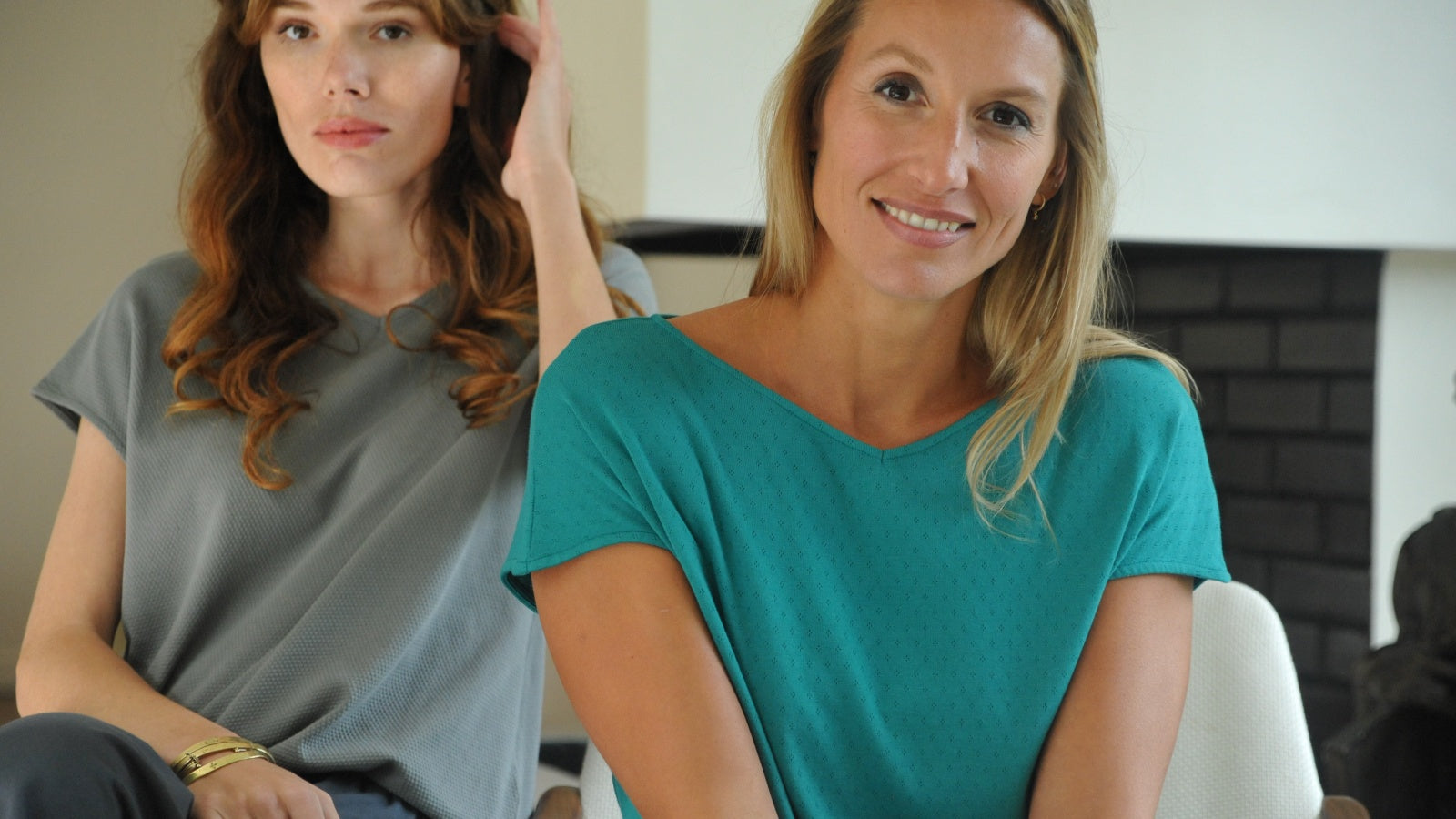 suny chou tee shirt en coton bio et ceinture élastiquée