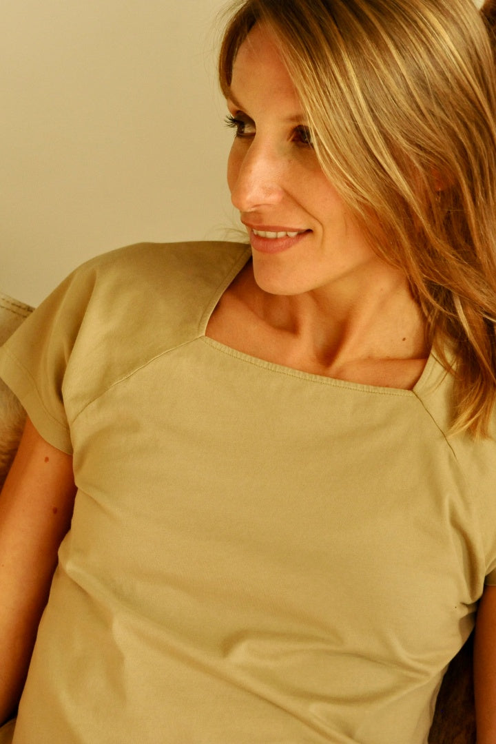 T shirt coton bio eco responsable femme col carré manche courte forme ajustee suny et GOTS
