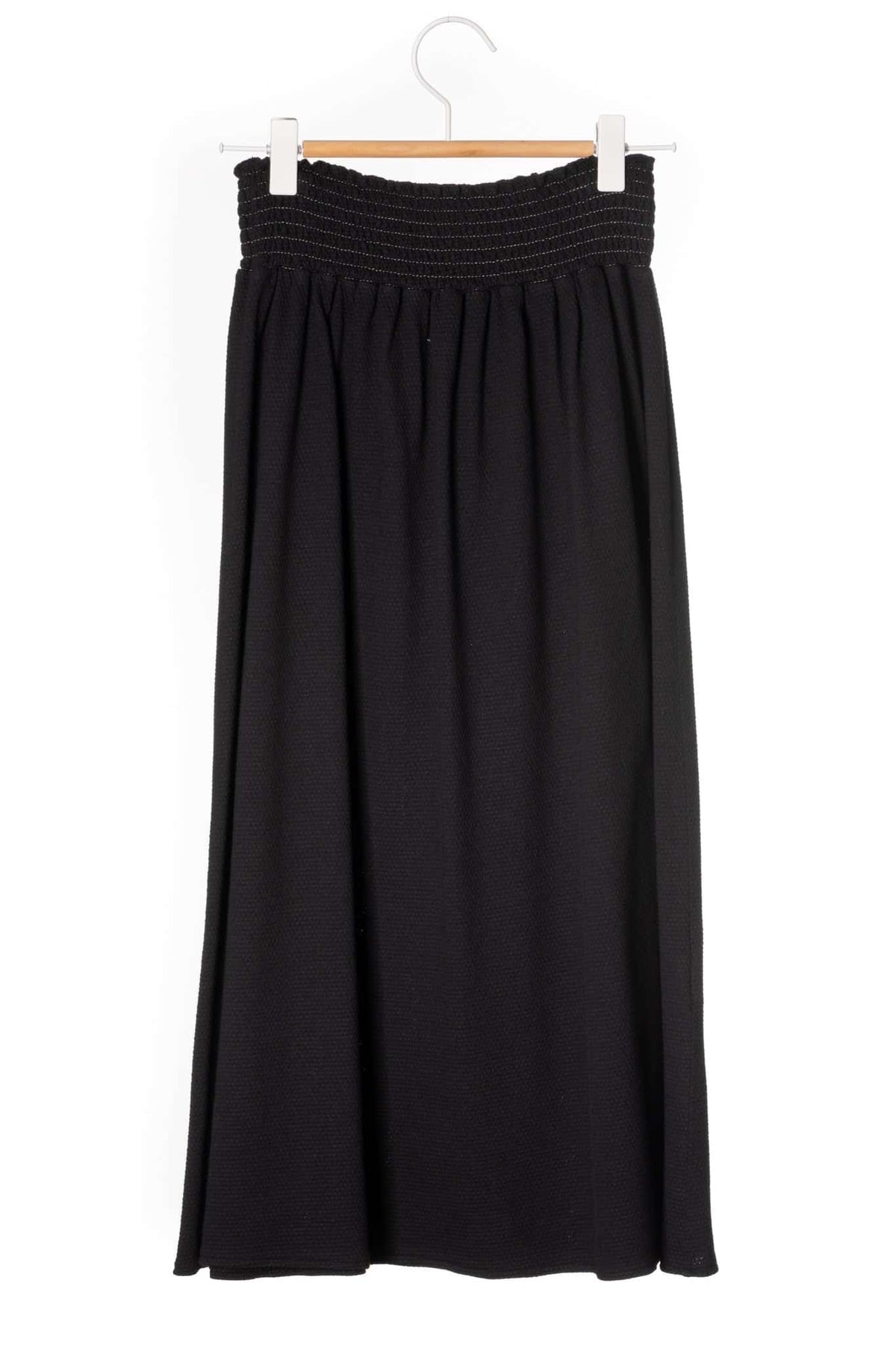 Jupe mi-longue femme fluide smock à la taille jupon smocké jersey de coton bio GOTS éco-responsable robe bustier robe de plage couleur noir, charbon, noir intense