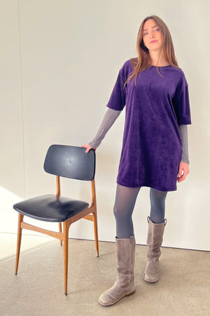 robe courte col rond manche au coude en velours lisse et bio violette