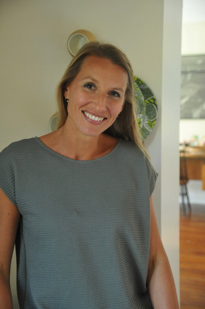 T shirt femme manche courte coupe droite uni coton bio GOTS eco responsable col rond évasé gris kaki, gris, kaki, vert doux, gris vert 