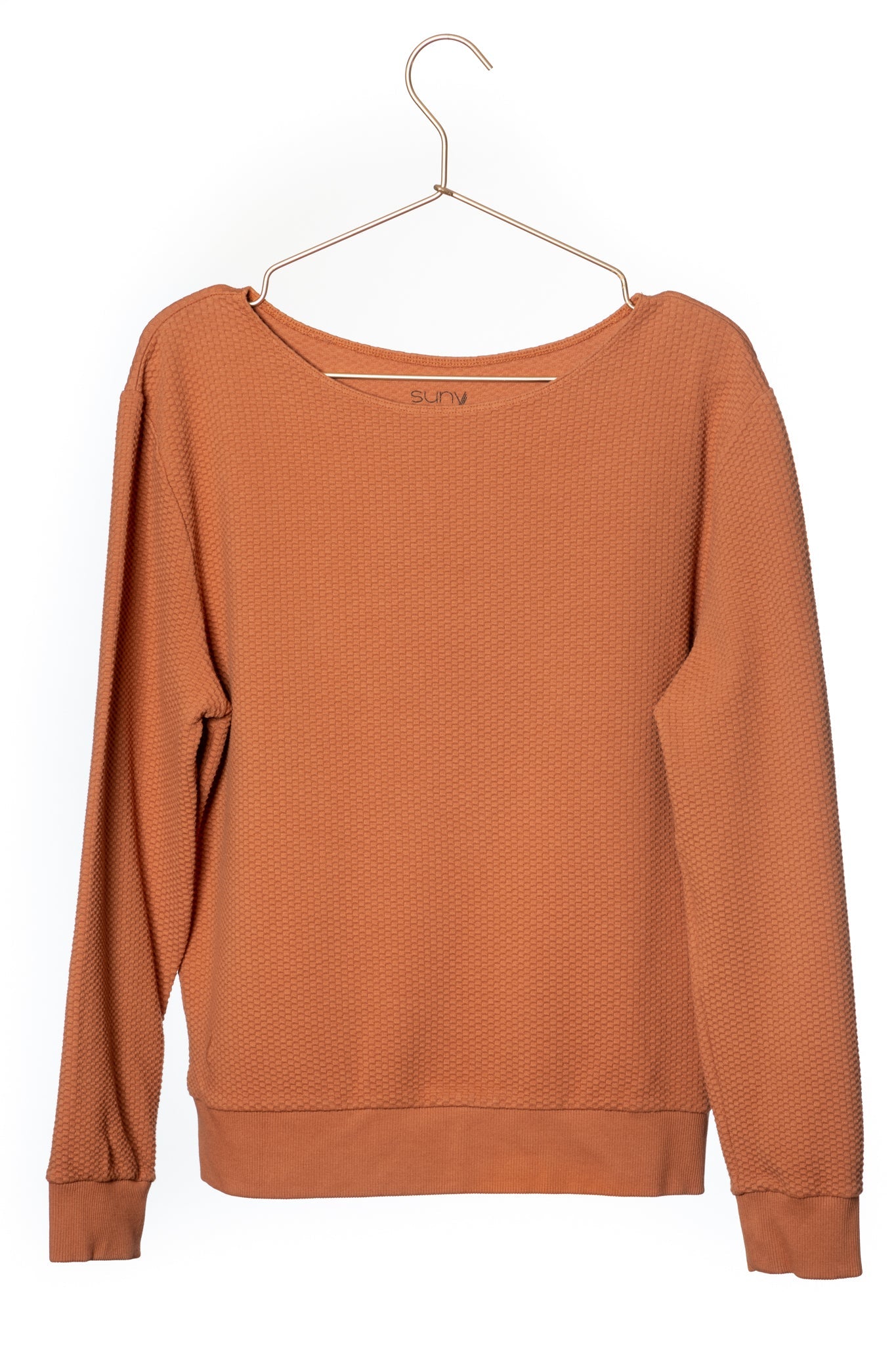 Pull femme manche longue col évasé ajusté en coton bio certifié GOTS caramel, brun, marron beige, café, orangé, terracotta, roux marron