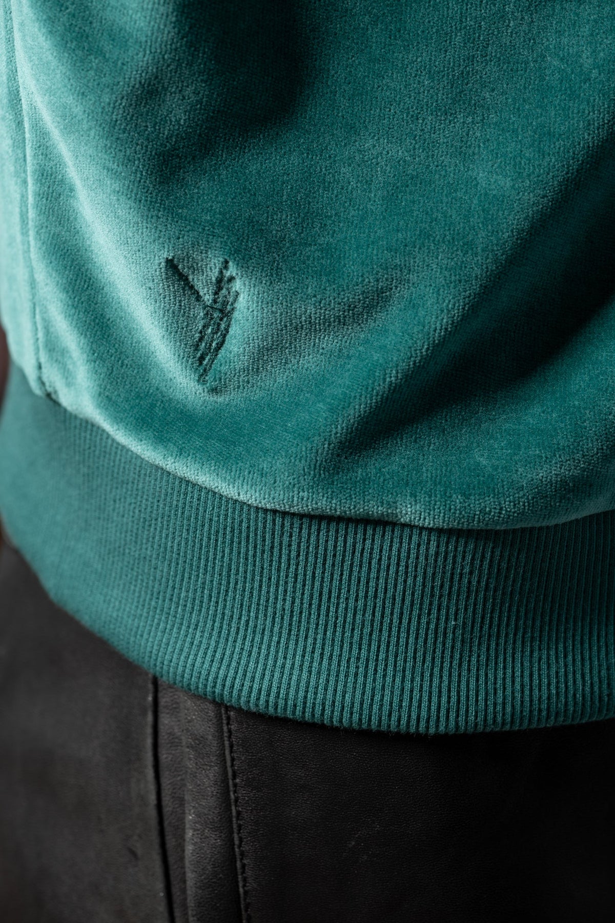 Suny pull camionneur col zippé montant femme velours lisse biologique GOTS vert pin