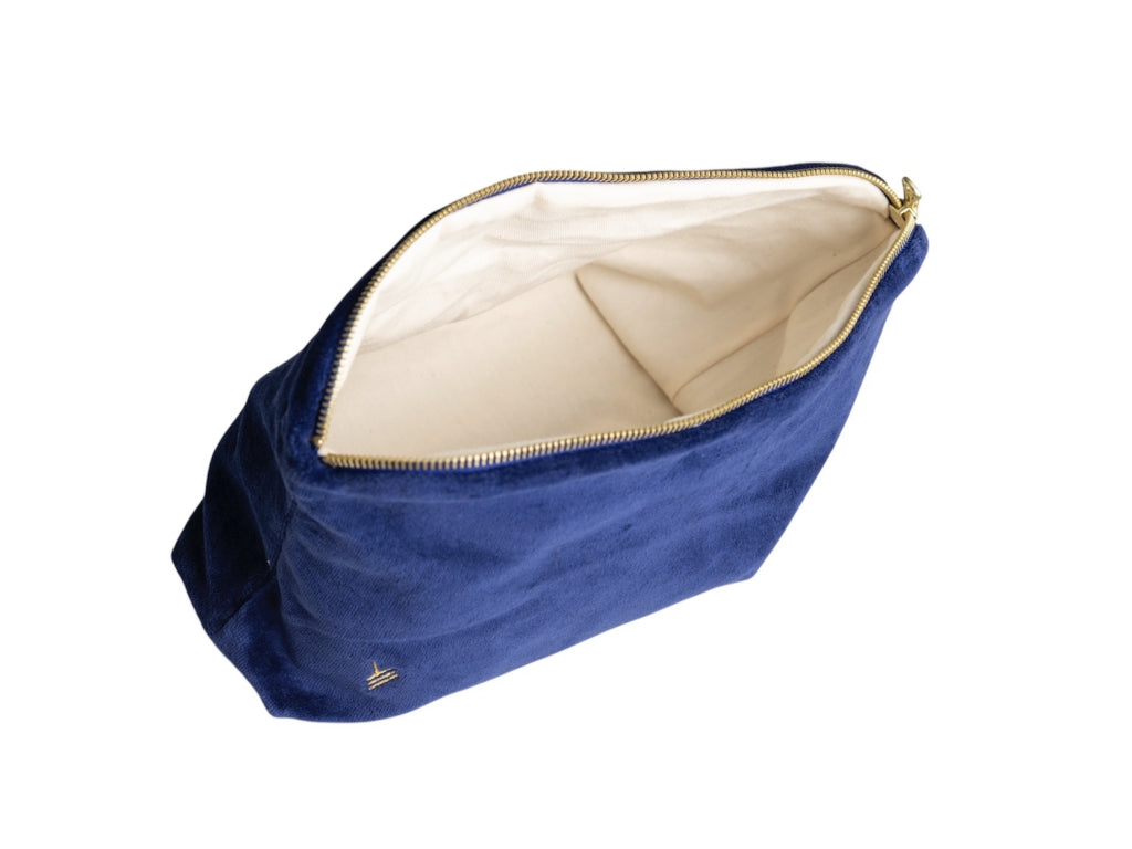 trousse de toilette en velours lisse et bio bleu saphir