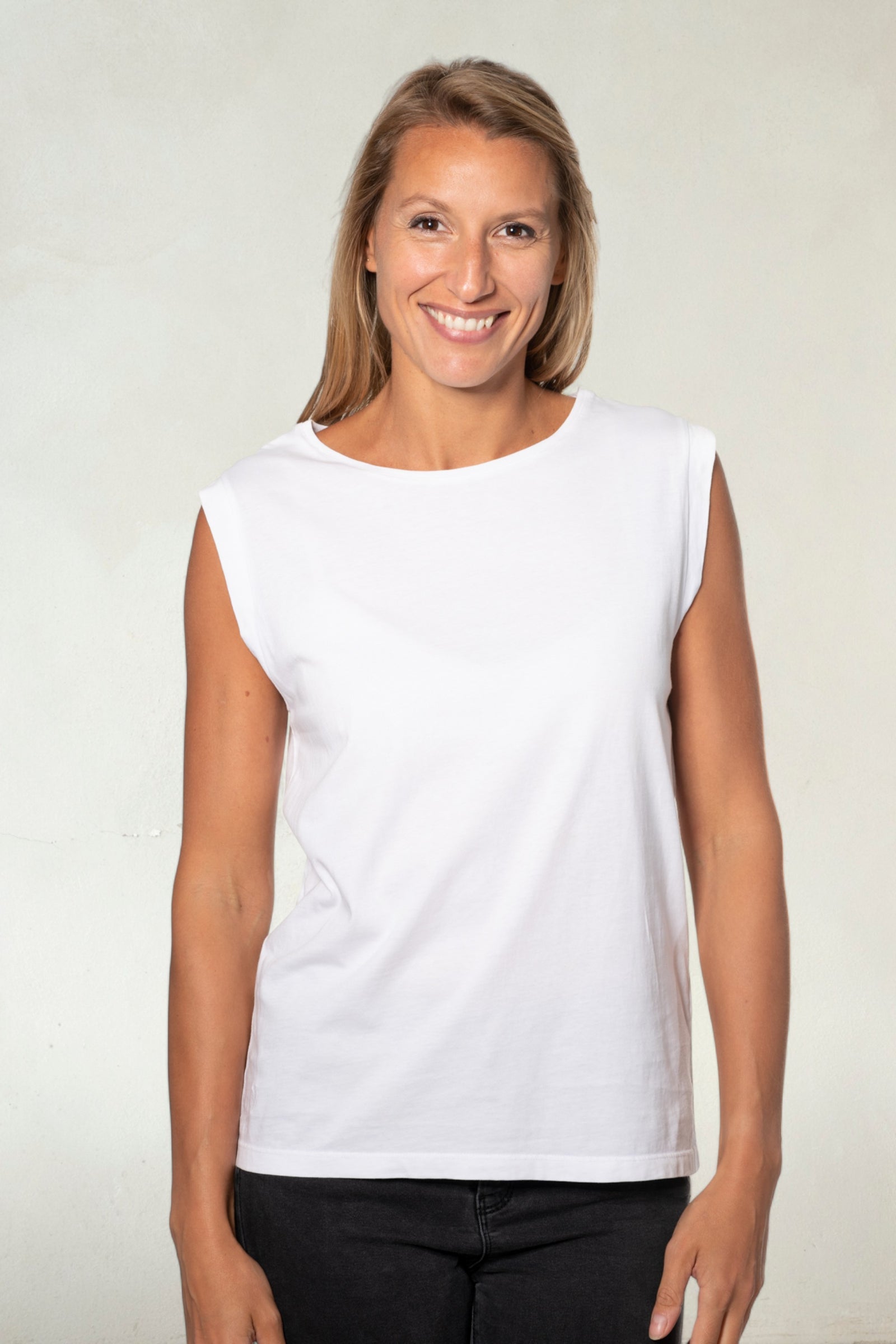 Tee shirt femme sans manche débardeur manche courte rock en coton jersey bio GOTS coupe droite, coupe ajustée, col rond blanc beige, blanc cassé, beige, écru, blanc pâle