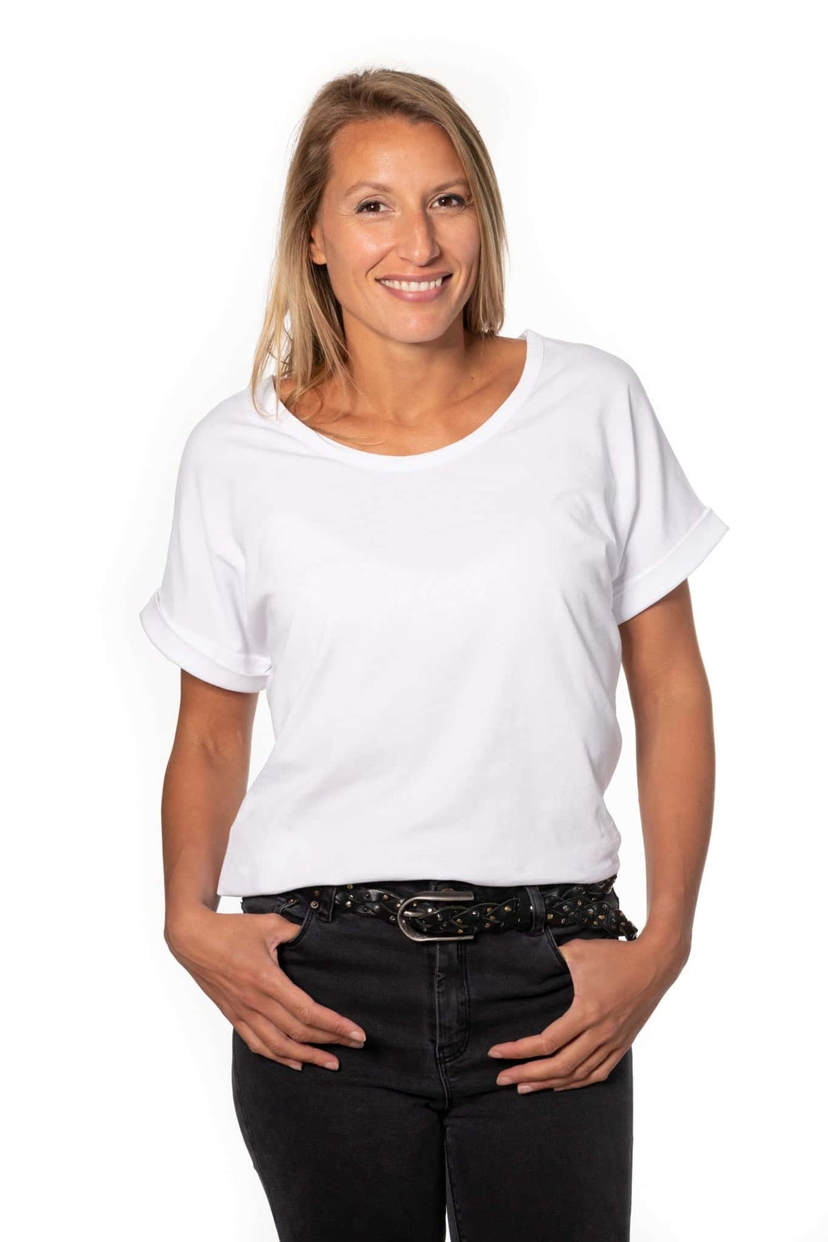Tee shirt femme manche courte au coude ample et oversize, fente en bas de corps en coton bio GOTS, col arrondi et évasé blanc beige, blanc cassé, beige, écru, blanc pâle