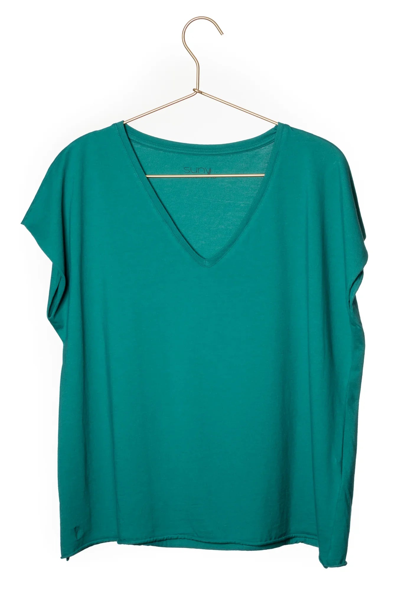 Tee shirt femme manche courte rock court et ample en coton bio GOTS éco responsable sans couture oversize col v vert émeraude, vert intense, vert lumineux, vert canard, vert bleu, vert vif, vert profond