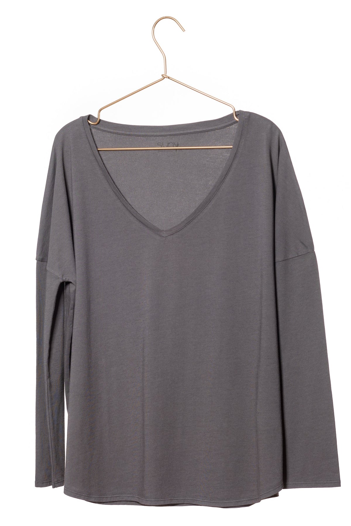 Tee shirt pour femme en coton bio GOTS eco responsable à manche longue, oversize, col V Extra suny gris foncé anthracite charbon