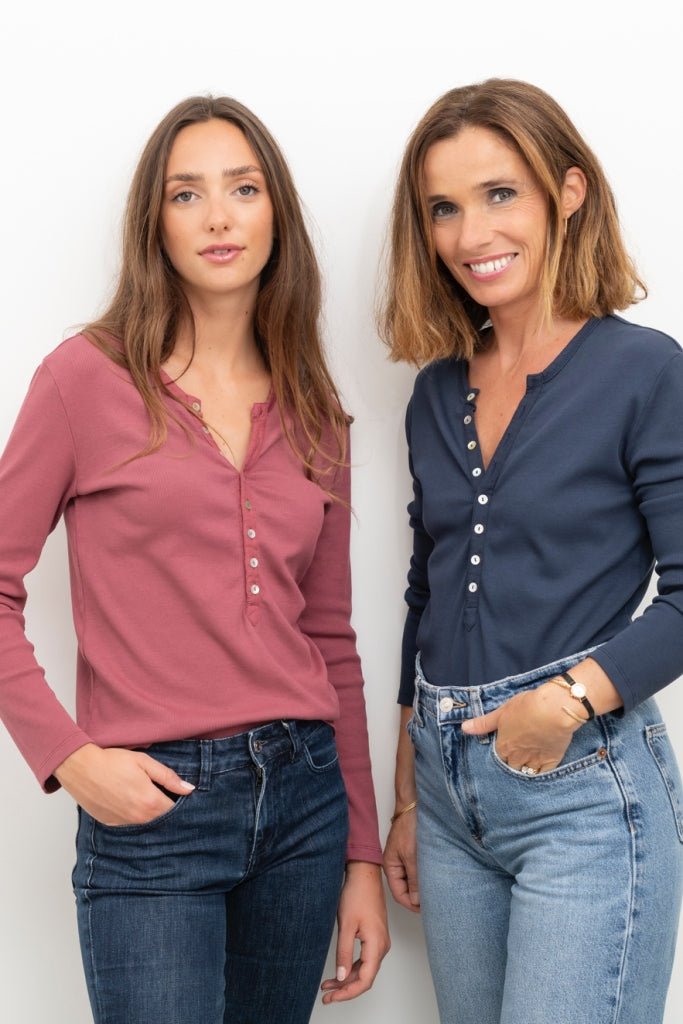 Tee-shirt tunisien SUNY en coton bio couleur lie de vin et bleu marine