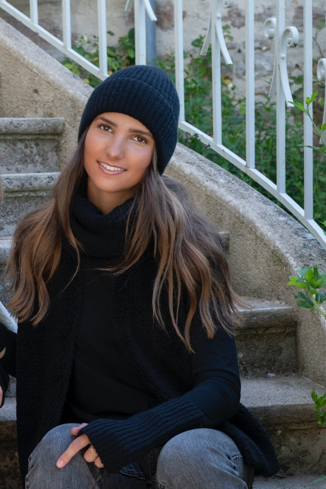 bonnet, col et Mitaines tricotées en côtes – Laine noire très douce – Suny