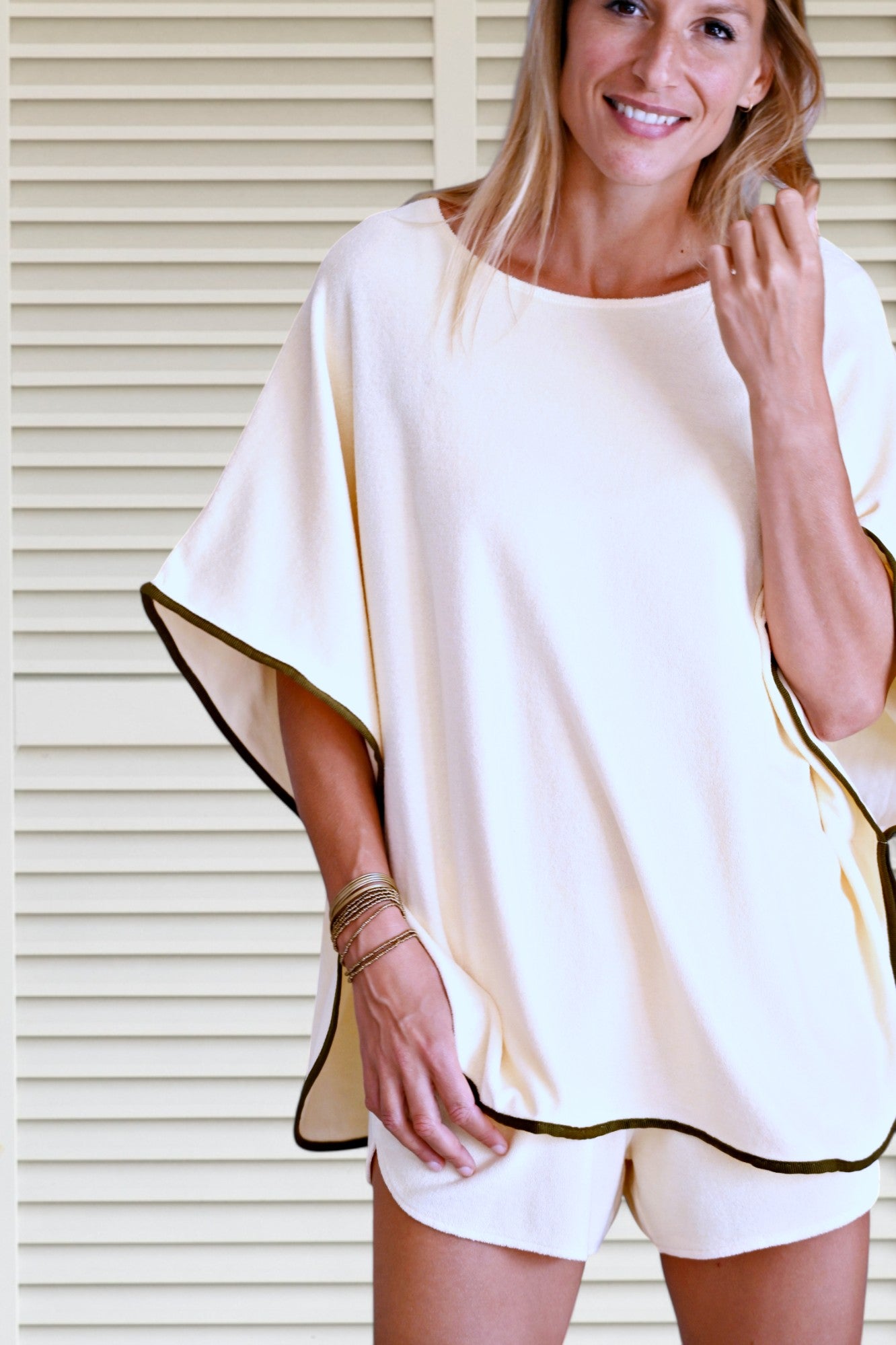 cape de bain piscine plage en éponge boucle bio écru 