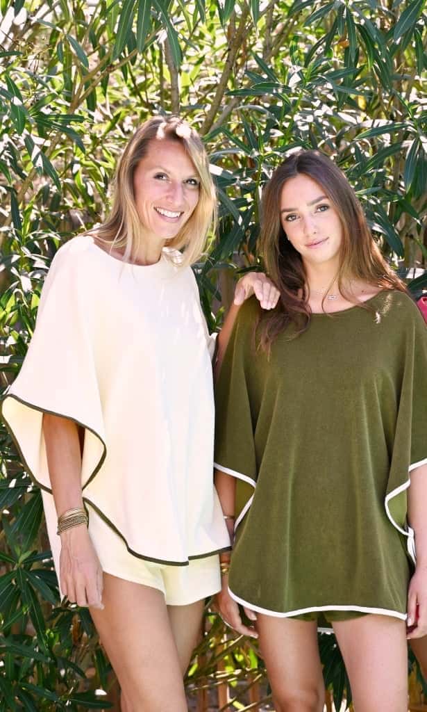 cape de bain piscine plage en éponge boucle bio vert kaki et ecru