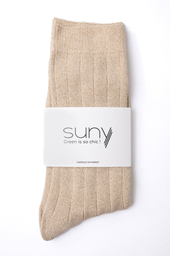 Chaussettes côtelées en coton bio COLETTE coloris écru caresse avec fils dorés, fabriquées en France