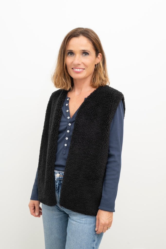  Gilet Dakota noir – version velours noir, élégant et éco-responsable