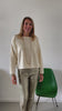 pull femme court et oversize manche longue col rond velours bio confortable blanc cassé, écru