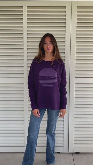 Sweat basique pour femme oversize col rond évasé manche longue manche tombante coton upcyclé molleton print here comes the sun violet