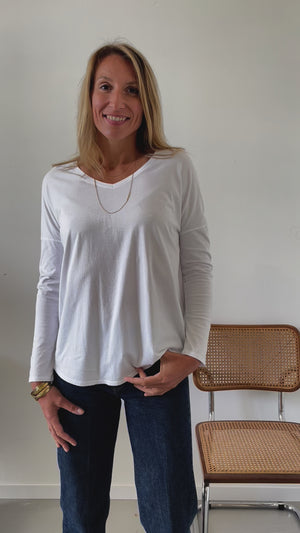 Tee shirt pour femme en coton bio GOTS eco responsable à manche longue, oversize, col V Extra suny blanc