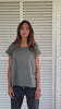 Tee shirt femme manche courte rock court et ample en coton bio GOTS éco responsable sans couture oversize col rond gris kaki