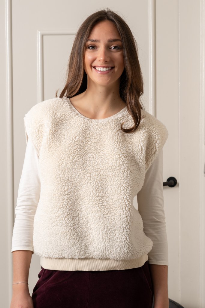 pull femme sans manche moumoute peau lainée écru 