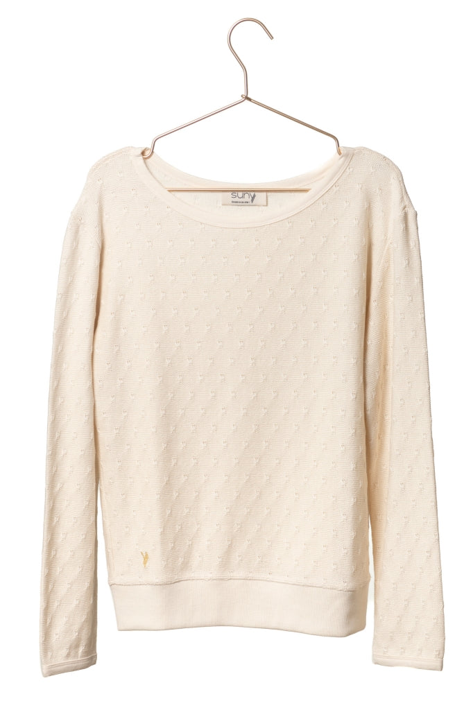 pull féminin coupe droite ajustée, aille en coton ajourée, col rond évasé, manche longue, écru, blanc cassé 