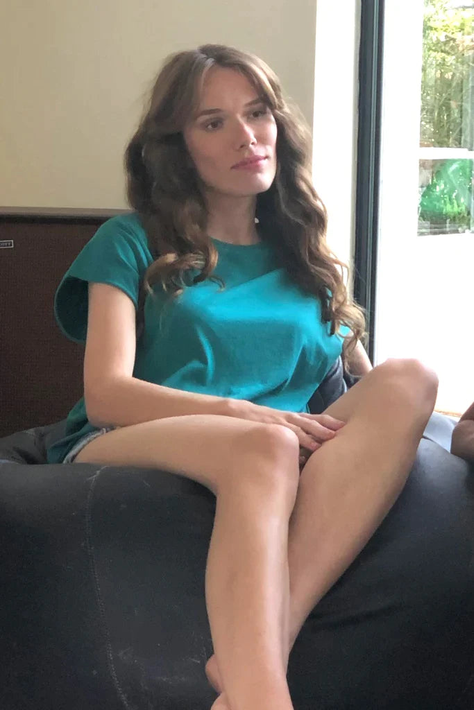 Tee shirt femme manche courte rock court et ample en coton bio GOTS éco responsable sans couture oversize col rond couleur vert émeraude, vert intense, vert lumineux, vert canard, vert bleu, vert vif, vert profond