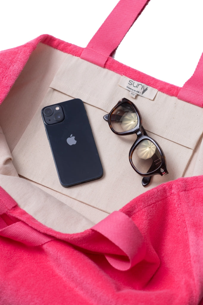 Détail intérieur du sac Gaële pink Suny avec poche intérieure pratique pour téléphone et lunettes