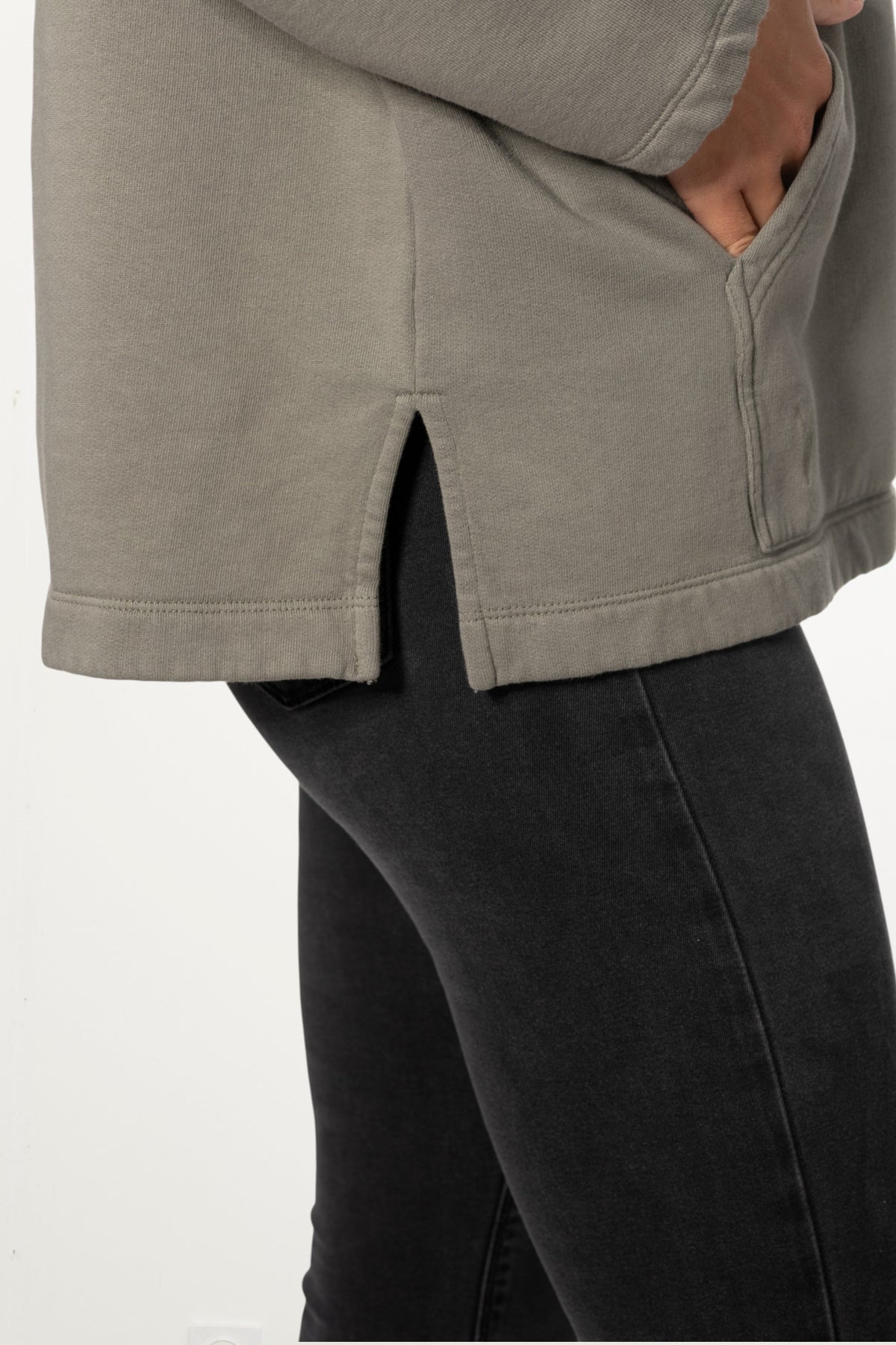 Sweat capuche femme coton bio certifié GOTS hoodie en molleton bio oversize vareuse gris kaki, gris, kaki, vert doux, gris vert