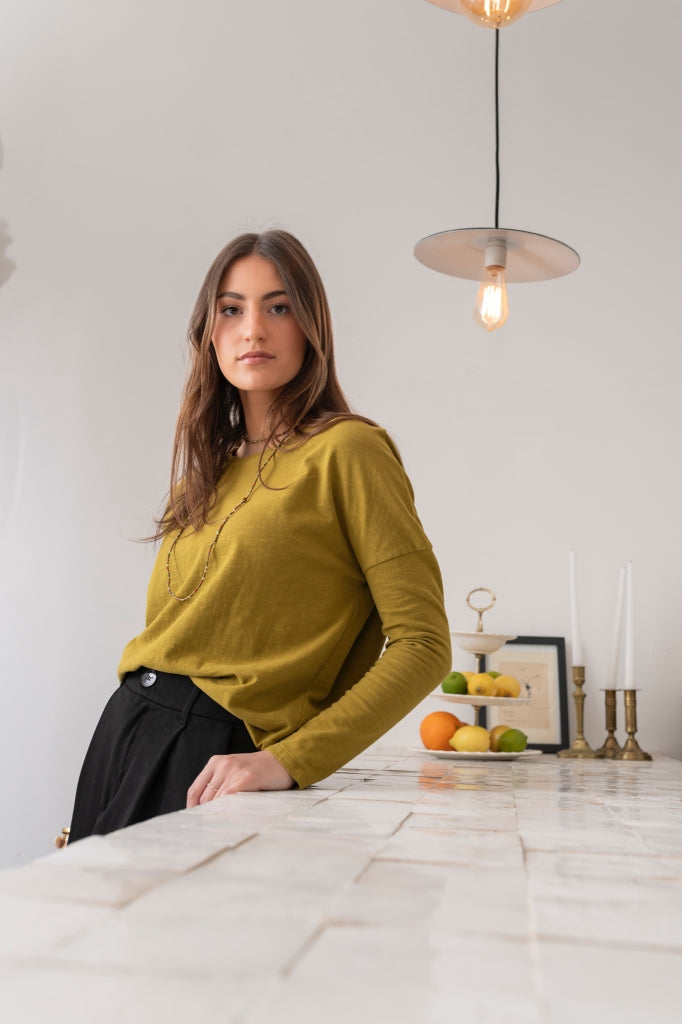 Extra suny doux tee shirt épais et doux col rond femme écoresponsable label GOTS moutarde