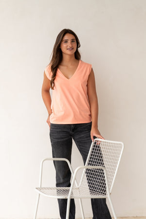 Tee-shirt femme orange fluo Suny Relax V, basique iconique en coton bio à col V, facile à mixer